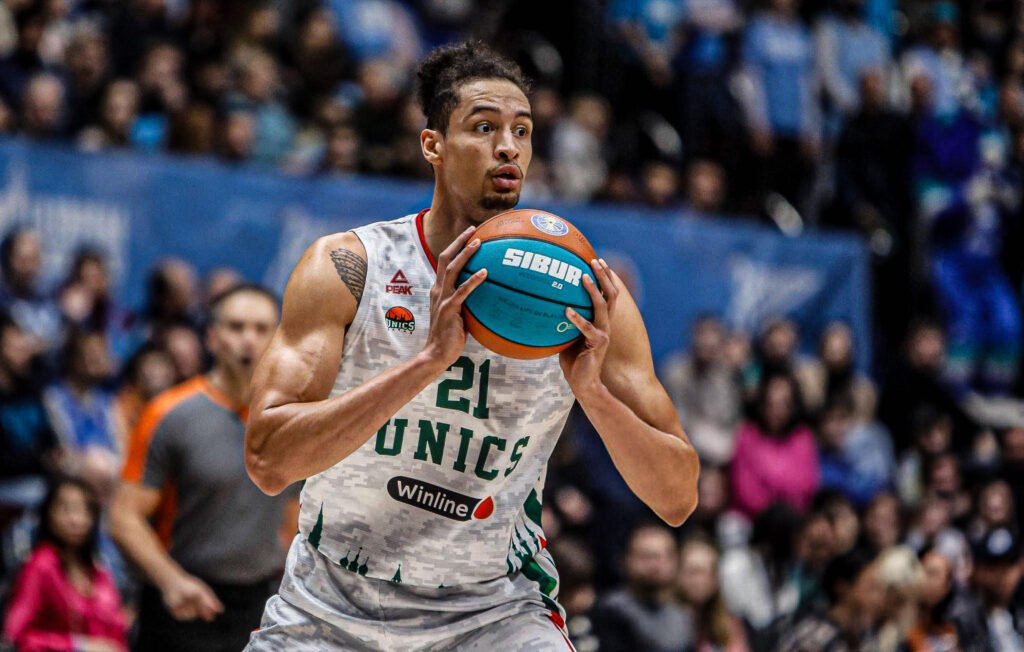 Ismael Bako Steht Vor Rückkehr Zu Paris Basketball