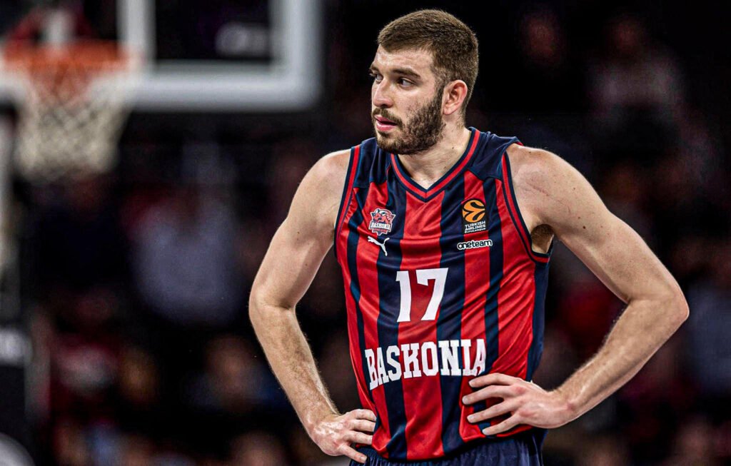 Nikos Rogkavopoulos Wechselt Zu Panathinaikos